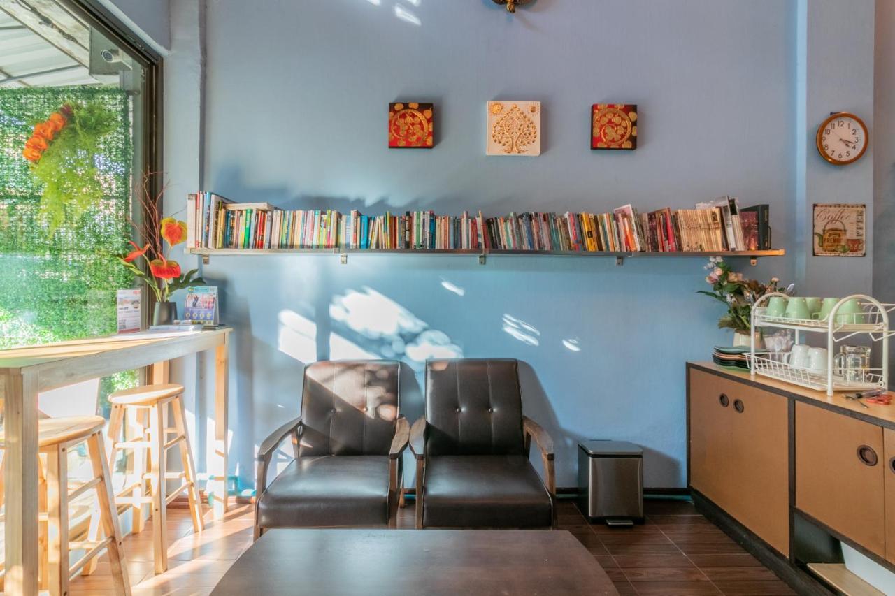 Phobphan Hostel Бангкок Экстерьер фото
