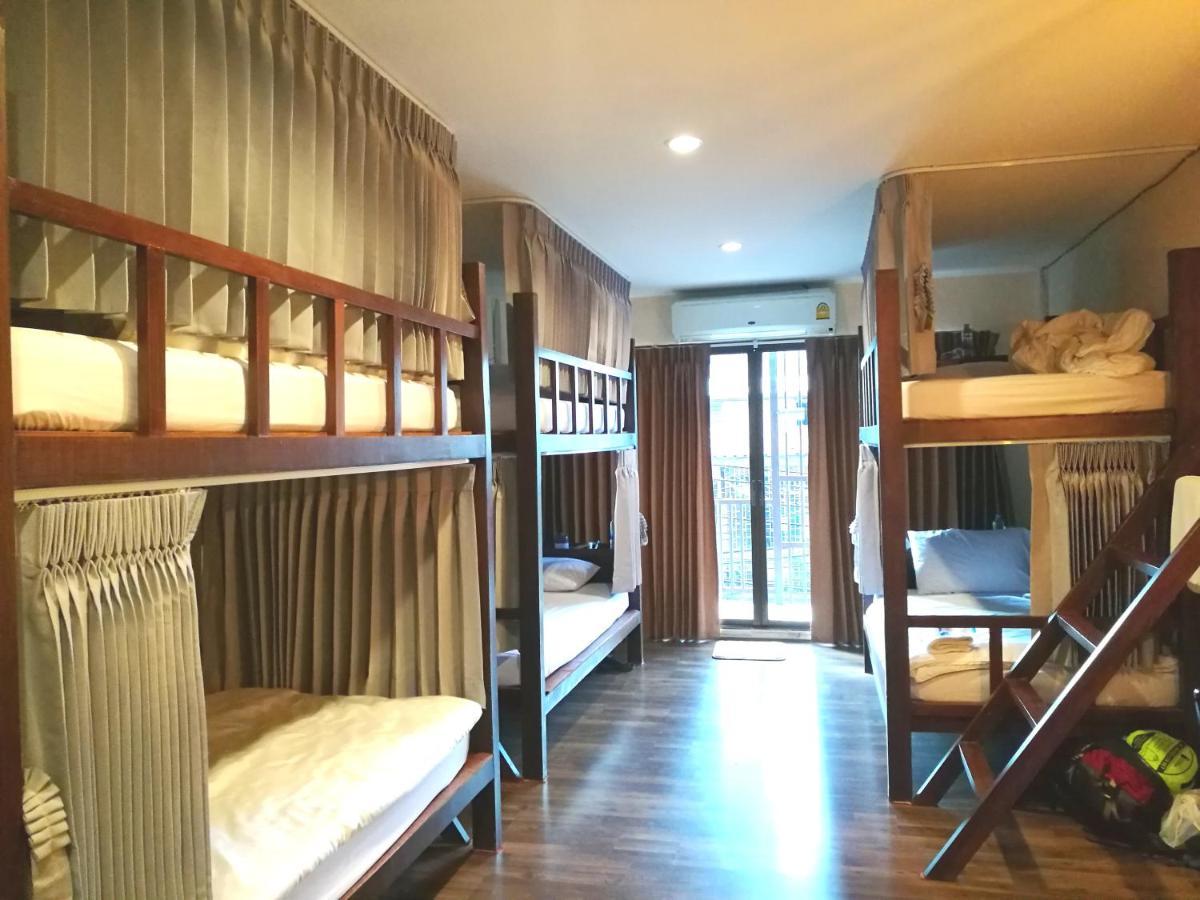 Phobphan Hostel Бангкок Экстерьер фото